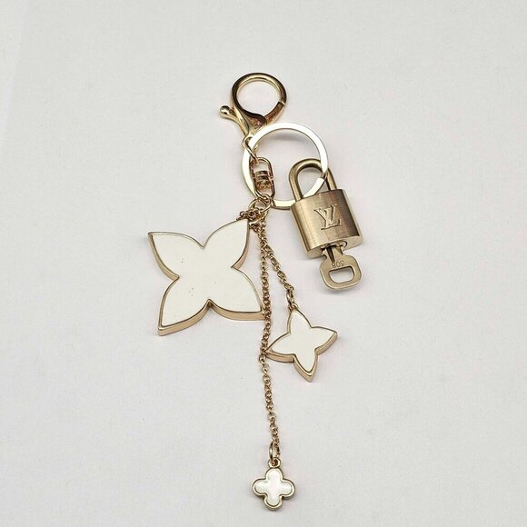 Authentic Louis Vuitton Lock & Key with unbranded Bagcharm, Keycharm, Keychain - Picture 3 of 10